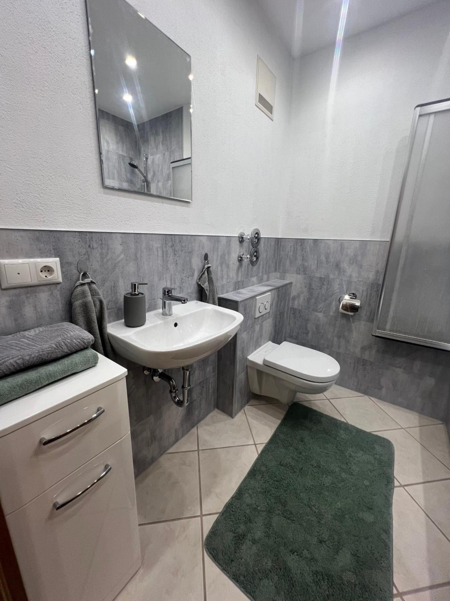 Palmen Apartment Direkt In 巴特艾布灵 外观 照片
